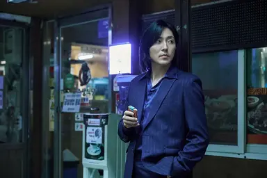 드라마 <당신이 죽였다>
이무생 드라마 내내 의뭉스럽게 나오는데
믿을수있는 조력자 역할임....
그리고 끝부분 되서야 오른쪽처럼 머리짜름ㅋㅋㅋㅋㅋ
<이게 은근 킹받는 포인트임ㅋㅋㅋ