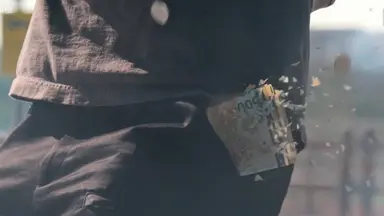 소유한 돈만큼 힘이 쎄지는 강상웅 役 이준호
술 마시면 초능력이 발동되는 변호인 役 김병철
섭취한 칼로리만큼 염력을 쓸 수 있는 방은미 役 김향기
<캐셔로> 죄다 생활밀착형 흙수저 히어로들인 거 측은지심이 생겨.. 심지어 강상웅은 여기저기서 돈 빌리고 청약 통장까지 깼어 어떡해....