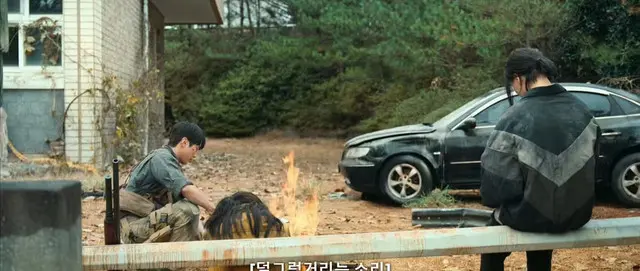 스위트홈 갑자기 코미디 됐는데요
차현수 괴물자아인데도 찐따미 그대로인거 개웃겨 ㅜㅜ