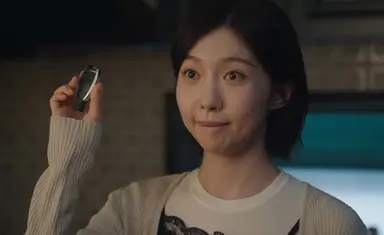 부세미 주현영이 속마음감도안오는또라이 역할을함...
가짜광기 진짜광기