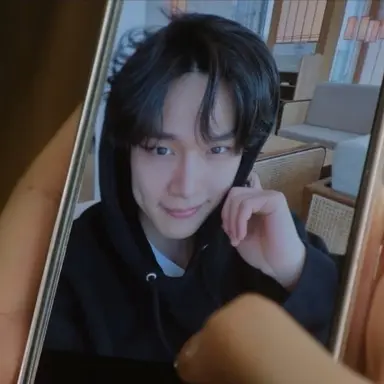 서초동에 나온 강유석 남친짤/류혜영 여친짤 에반데p..