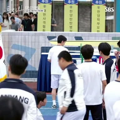 [1회 엔딩] 한체고 승리 기원 고사에 감히 럭비부를 빼?! 똘끼 가득 럭비부 감독 윤계상은 참지 않아🔥 | 트라이: 우리는 기적이 된다 | SBS 다시보기 쇼츠