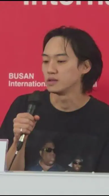 [BIFF] 한창록 감독 '충충충' 기자회견 (제30회 부산국제영화제, 2025) 2025년 9월 21일 다시보기 쇼츠