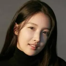 손지현