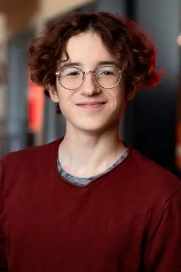사이먼 라슨