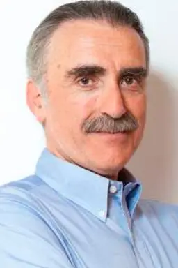 Juan y Medio