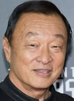 캐리 히로유키 타카와