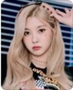 김다연