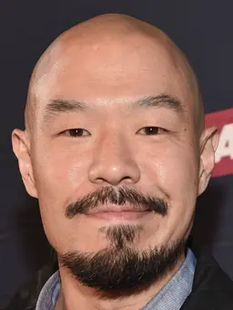 훈 리
