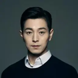 정성일