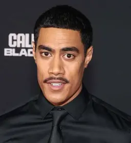 디미트리우스 슈스터콜로아마탕기