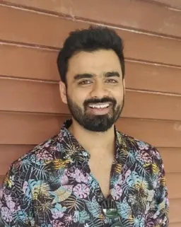 암리트 라지 굽타