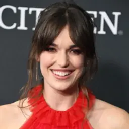 Elizabeth Henstridge