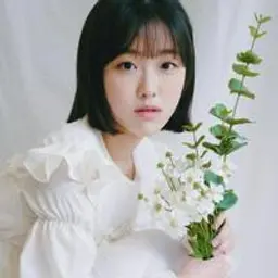 김보윤