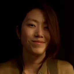 최고은
