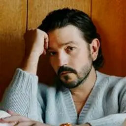 Diego Luna