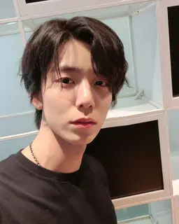 휘영