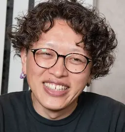 시모야마 토모히사