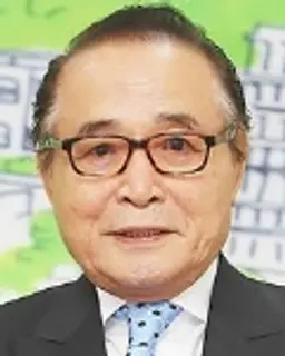 신영균