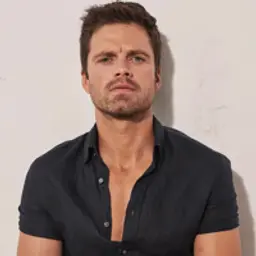Sebastian Stan