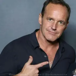 Clark Gregg