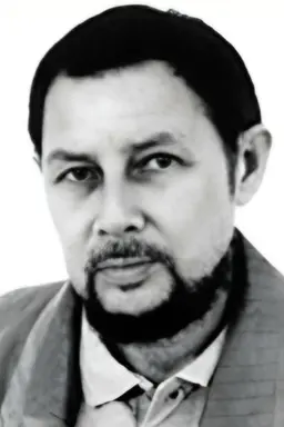 Uzmaan Saparov