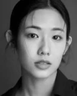 강유라