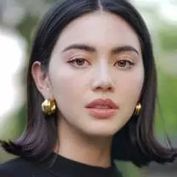 다위까 호네