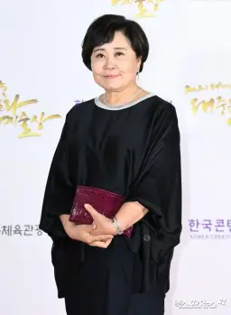 안경진