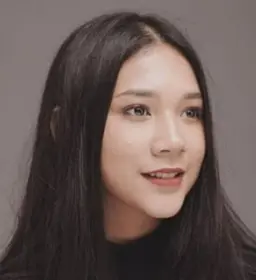 아그네스 나오미