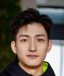 장하오룬