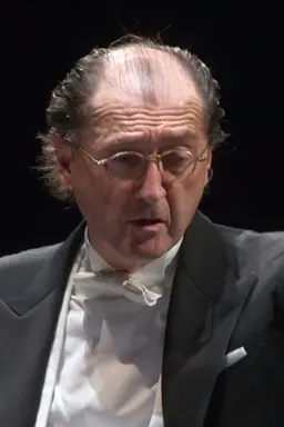 Maurizio Benini