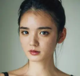 이시자카 유리