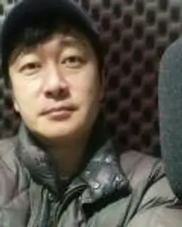 변종필