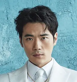 김강우