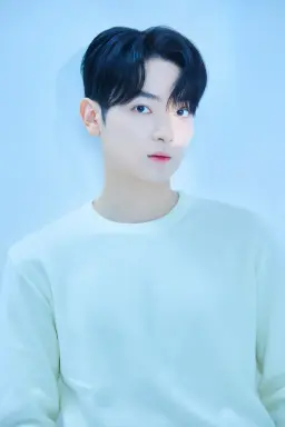 박건우
