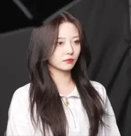 김유이