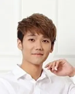 김현욱