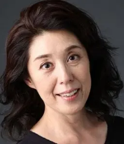 시오타 토모코