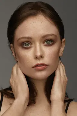 Suzanna Son