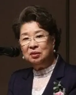 엄앵란