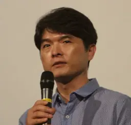 이석근