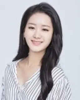 홍세나