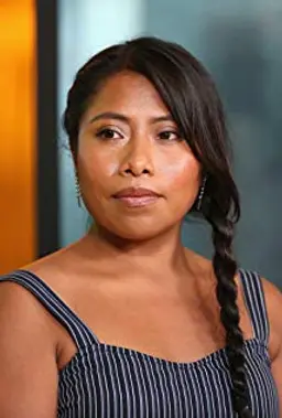 얄리차 아파리시오