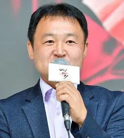 송현욱