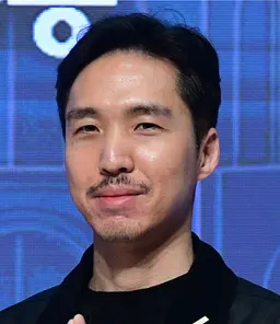정민석