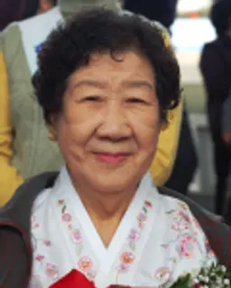 강일출