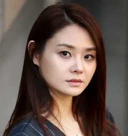 윤주