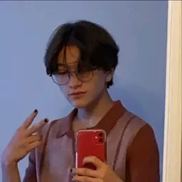 테오 브리오네스