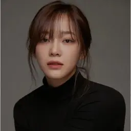 김세정